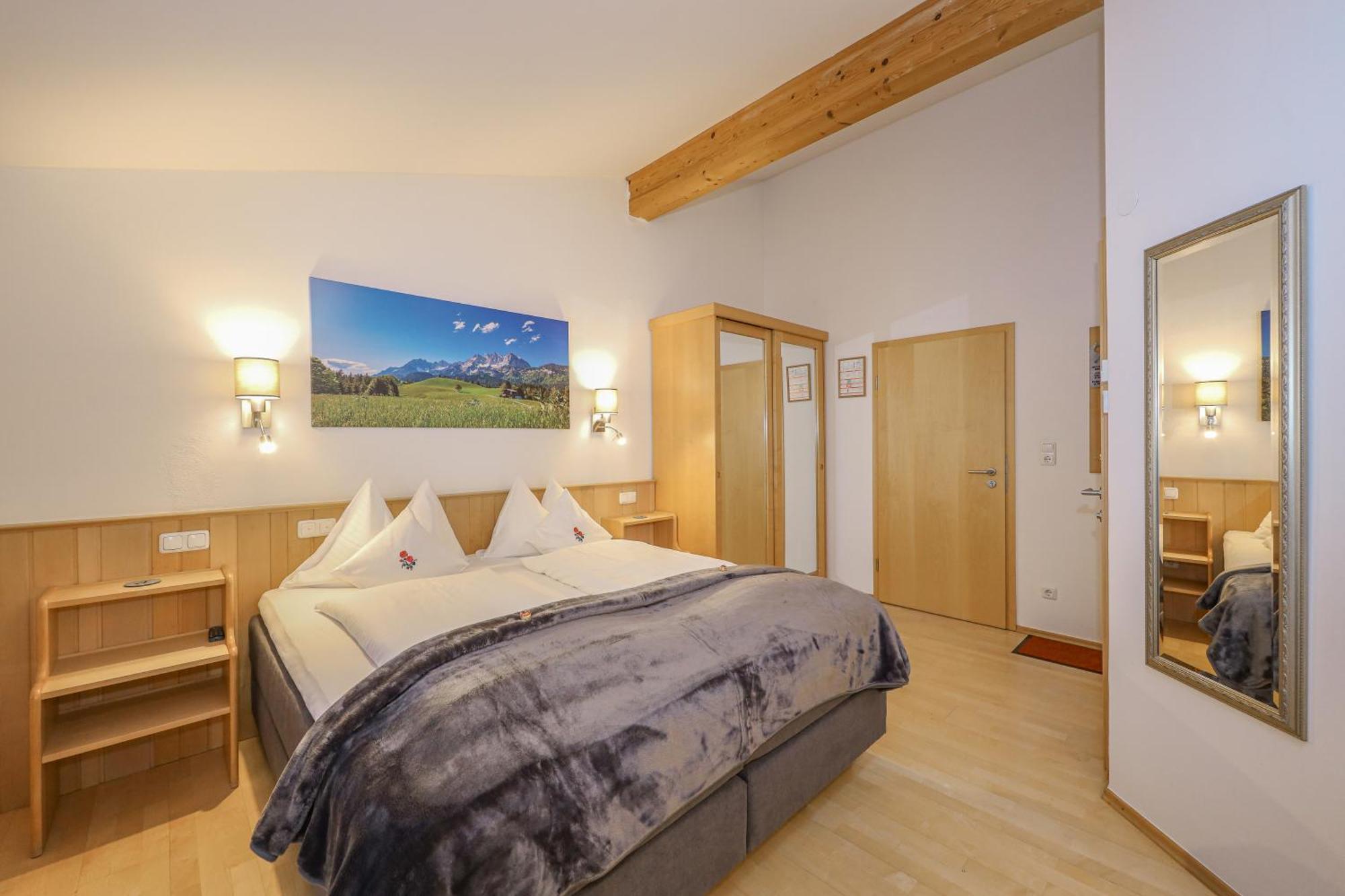 Gartenhotel Rosenhof Bei Kitzbuehel Oberndorf in Tirol Δωμάτιο φωτογραφία